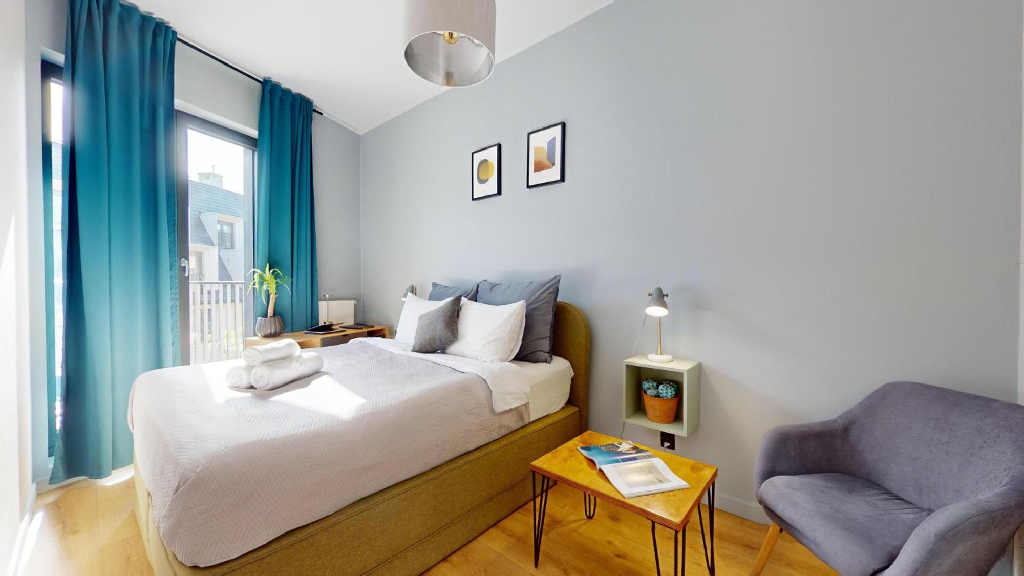 Family House Near The Market Square -Perfect For Family & Business Stays - Ksiecia Witolda Street 500 Steps To Market Square - 2 Bedrooms,2 Parking Places ヴロツワフ エクステリア 写真